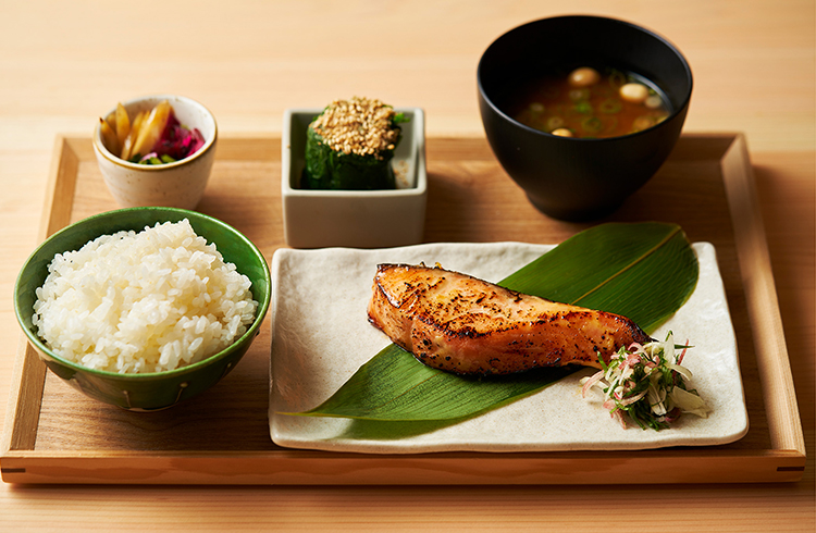 地元食材を使った和定食ランチ