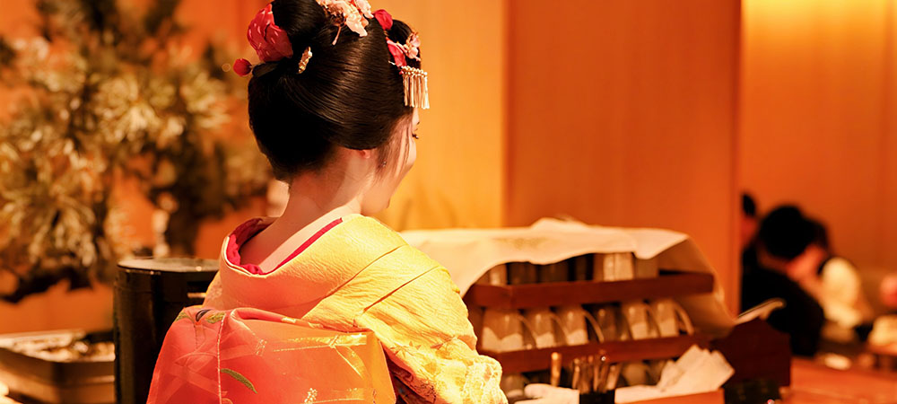 【5月30日限定】舞妓さんと過ごす夏の特別ディナー ～京都の夜、心に残るひととき～